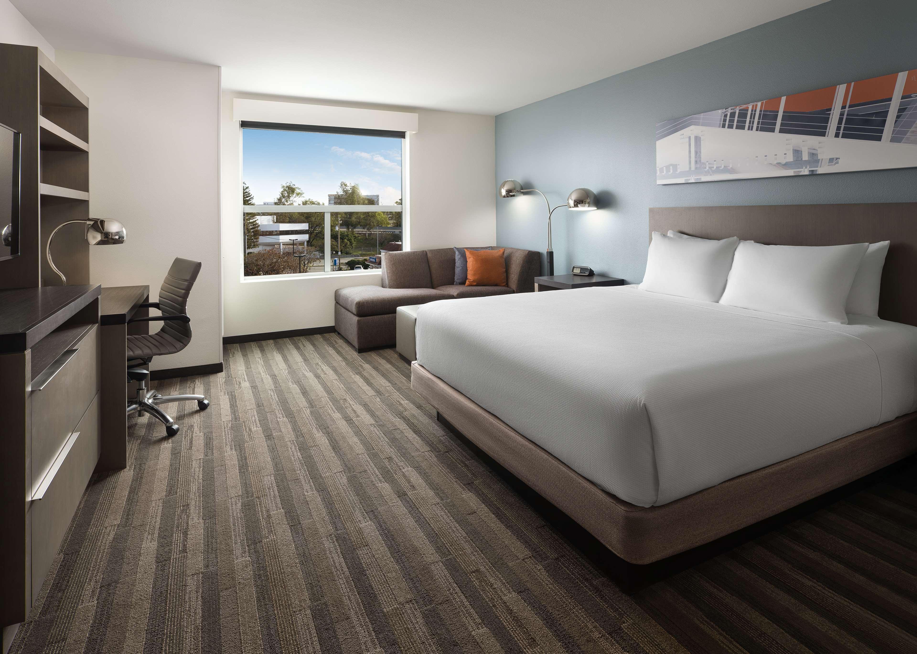 Hyatt House San Jose Airport Hotel Екстериор снимка