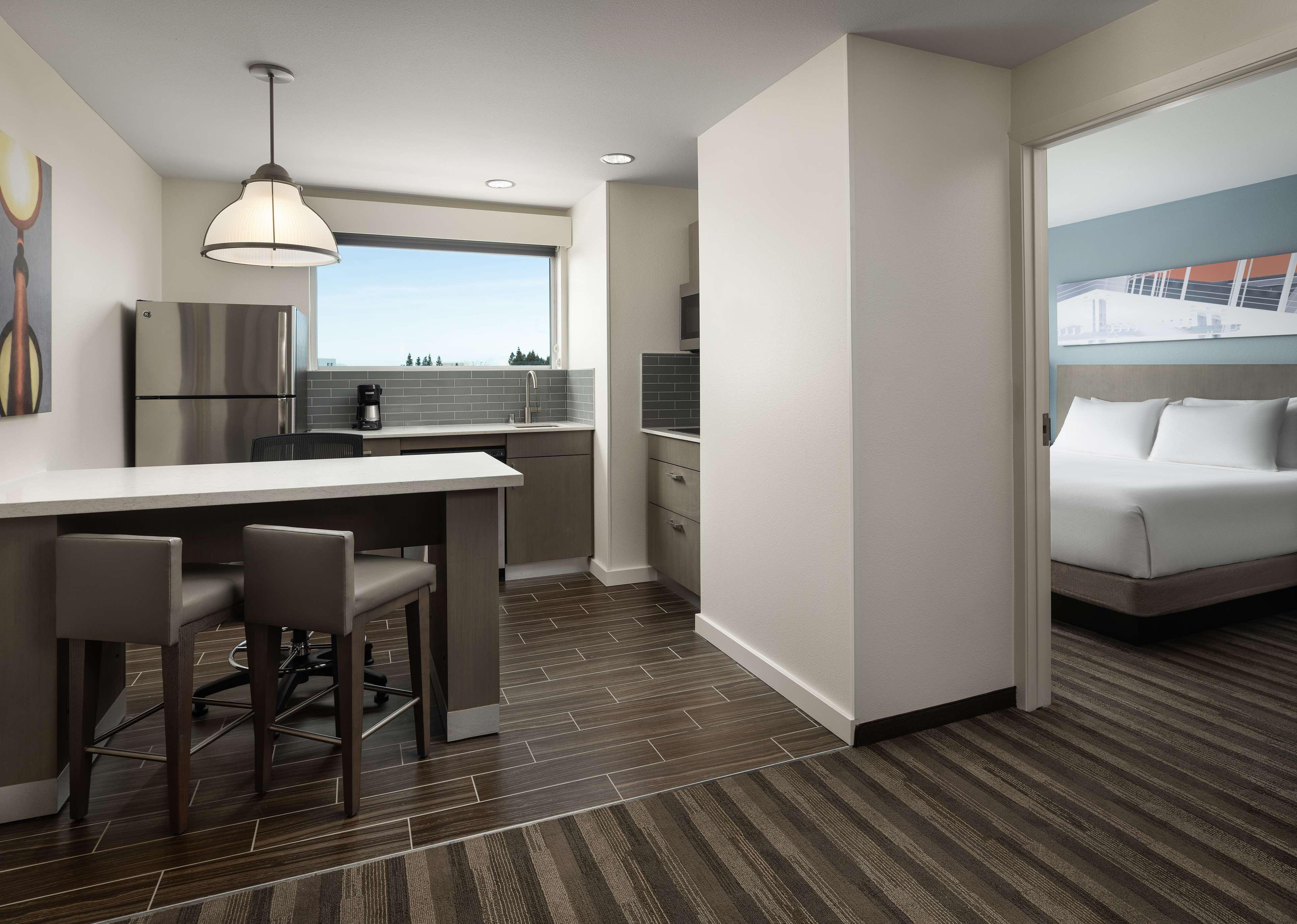 Hyatt House San Jose Airport Hotel Екстериор снимка